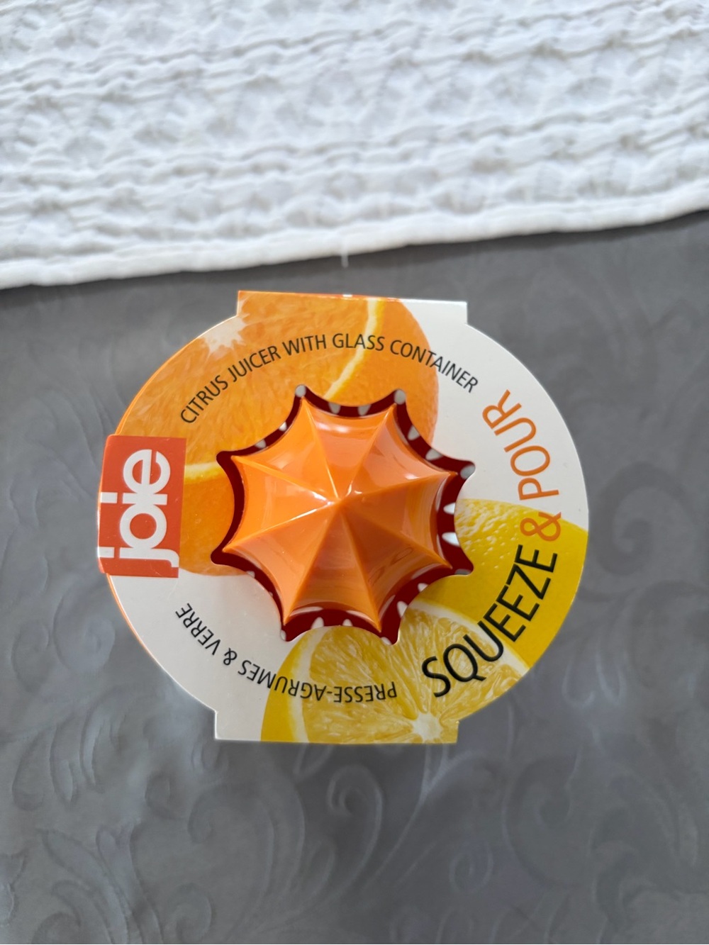 Joie Orange Citrus Squeeze & Pour Juicer